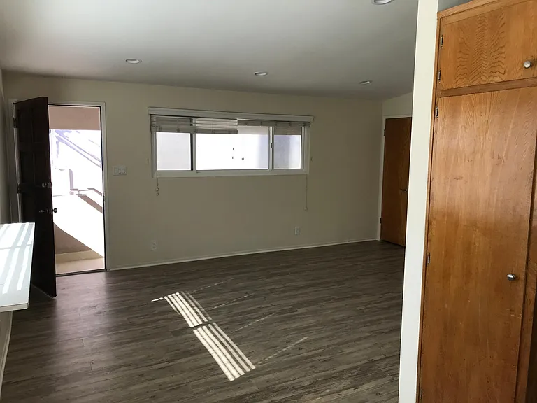 125 Gull St #A — Photo 13