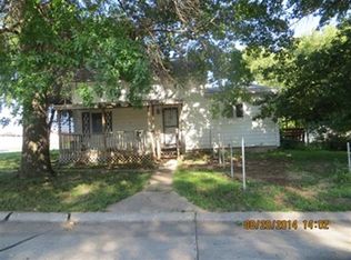 501 Cedar St, Talmage, NE 68448
