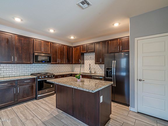 4th image of 208 W MOONLIGHT Trail