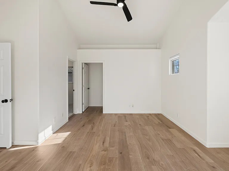 466 Len Cir — Photo 20