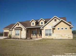 8240 E Highway 97, Pleasanton, TX 78064