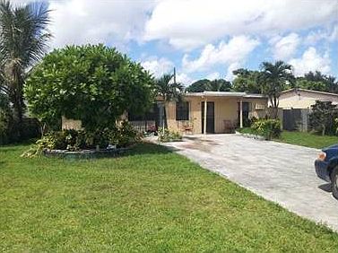 1st image of 12500 W Golf Dr