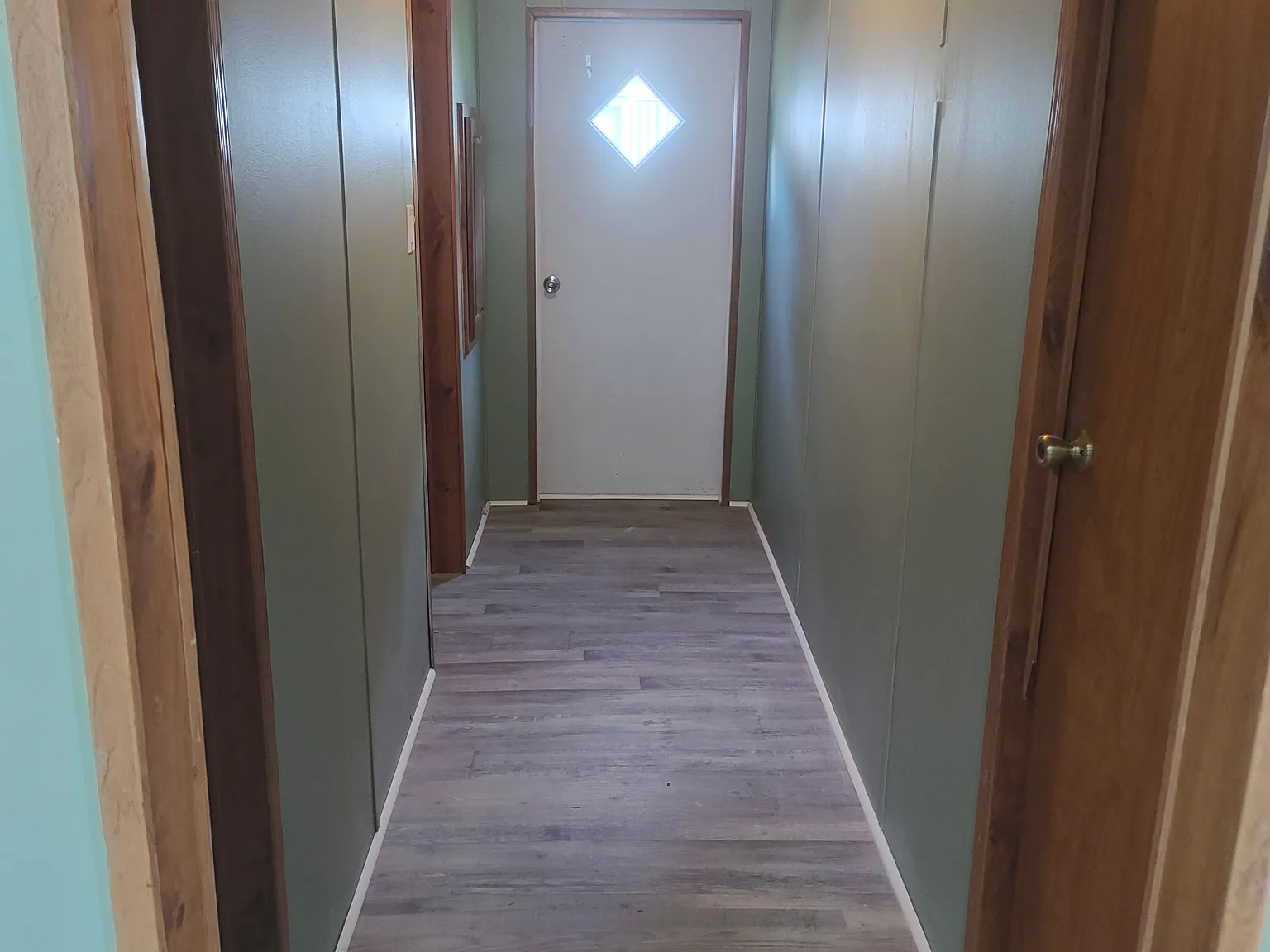 3 bed, 1750 sqft, $1,350 — Photo 4