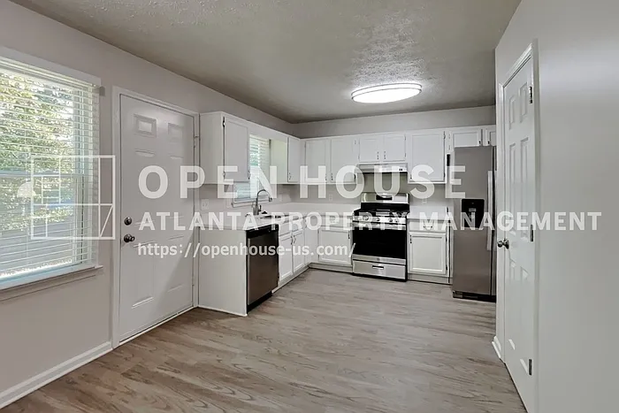 1800 Baynard Ct NW — Photo 5