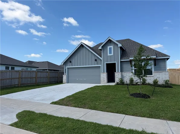 1715 San Jacinto Dr, Brenham, TX 77833