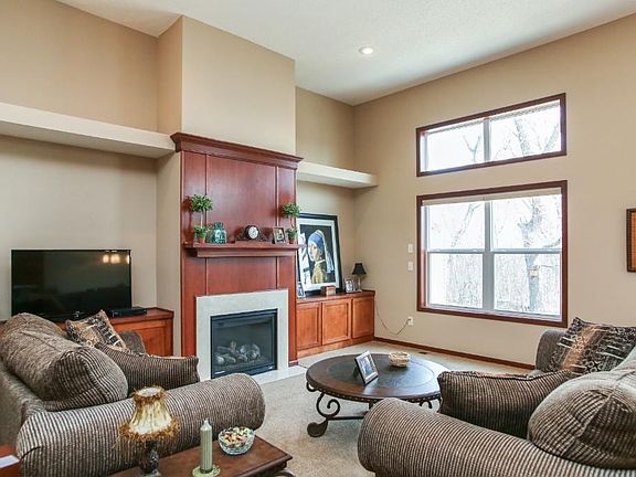 3rd image of 431 Stonewood Ln