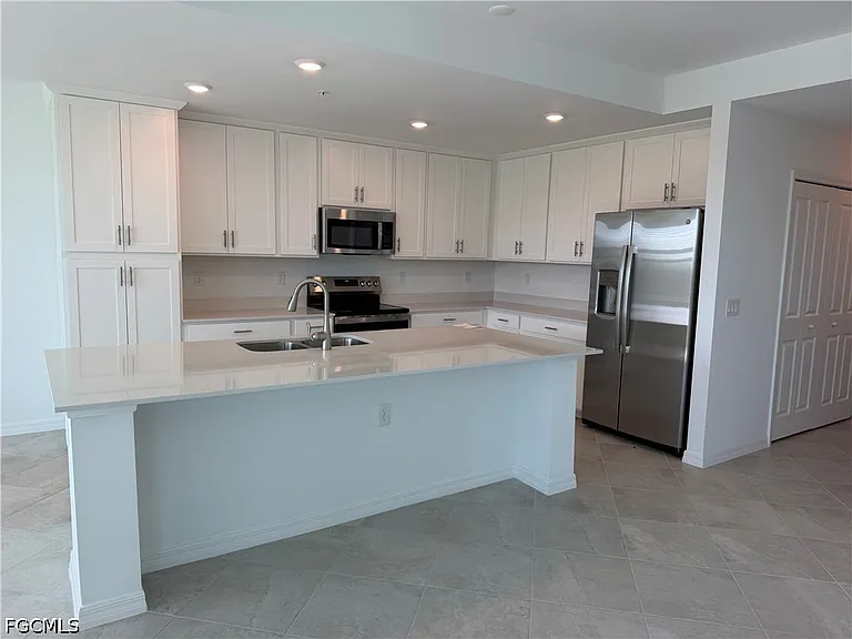 18411 Copperhead Ct N #332 — Photo 21