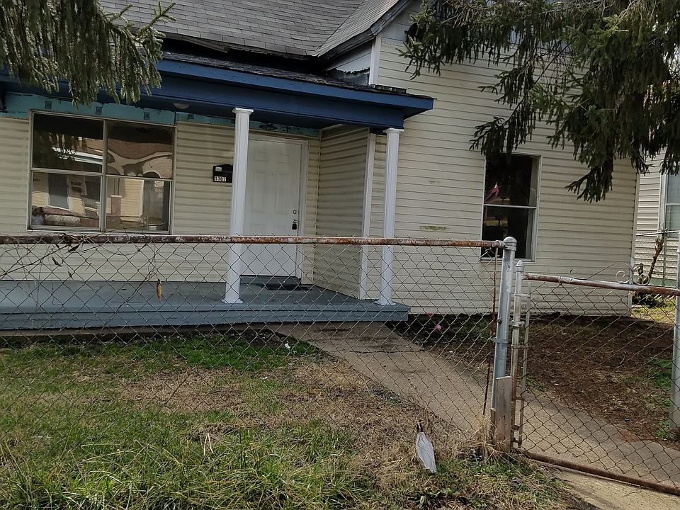 1st image of 1707 Worth St