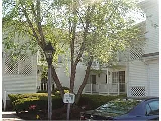 53 Smithfield Ct photo 1