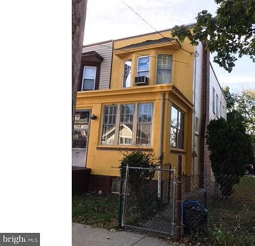 2nd image of 2904 Stevens St