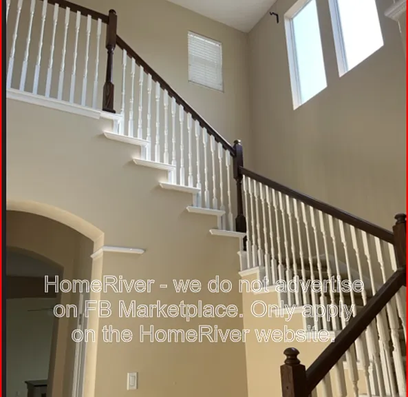 12959 Runswick Ave — Photo 2
