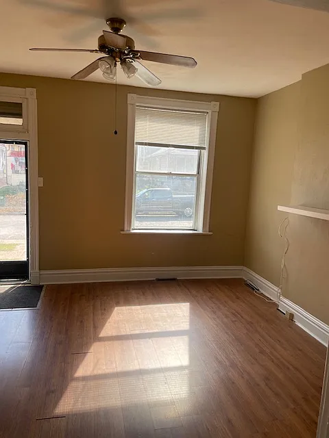 1 bed, 1000 sqft, $1,100 — Photo 2