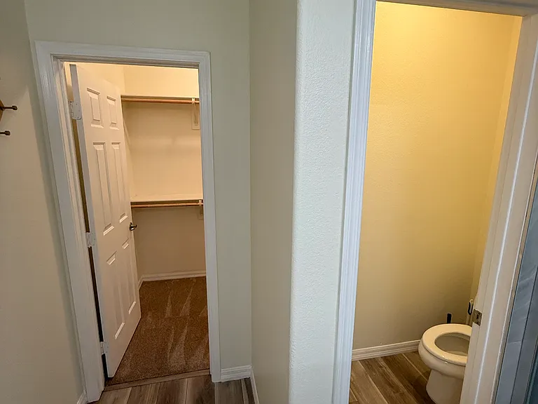 1510 Plaza Centre Dr #105 — Photo 13