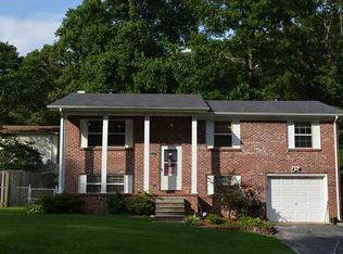 1515 Crabtree Rd, Hixson, TN 37343