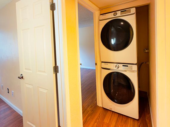 5th image of 4717 W Lake Sammamish Pkwy SE APT C305