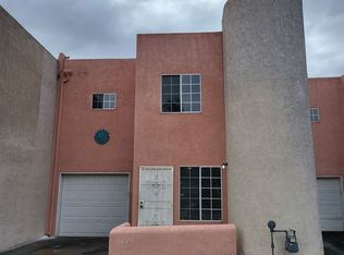 1220 Rosemont Ave NW, Albuquerque, NM 87104