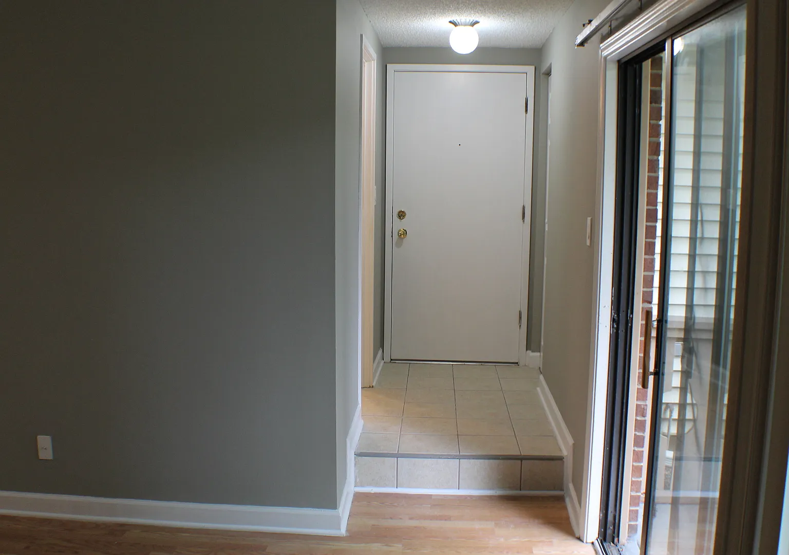 P002 / 17 Parkside Ct, Unit #3 - Unit # 3 — Photo 2