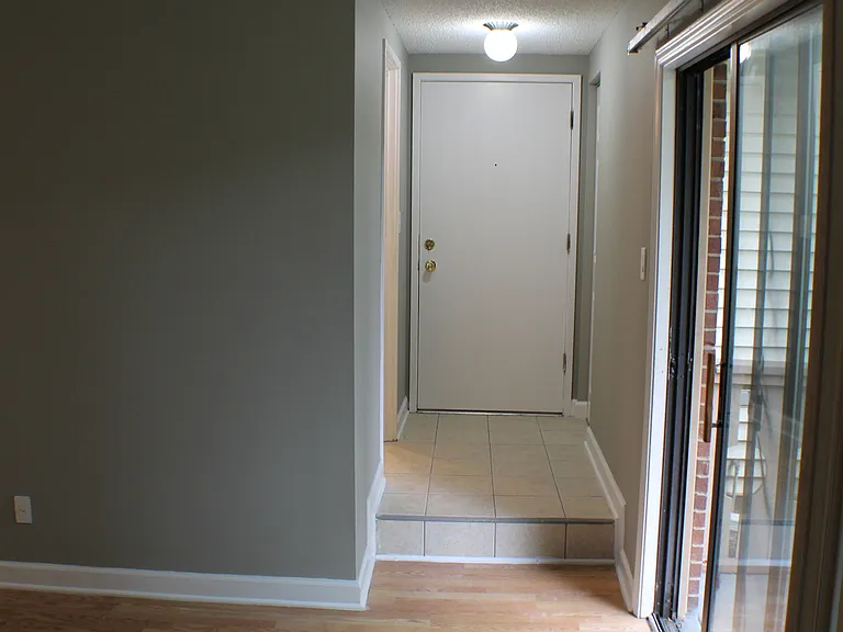 17 Parkside Ct — Photo 3
