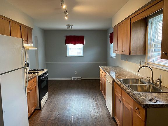 Kitchen with dining area