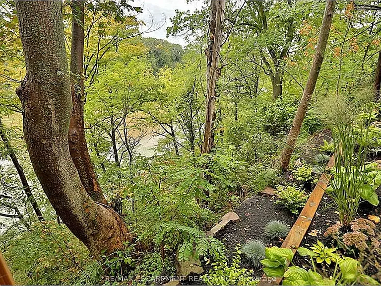 1276 Spring Gardens Rd — Photo 21