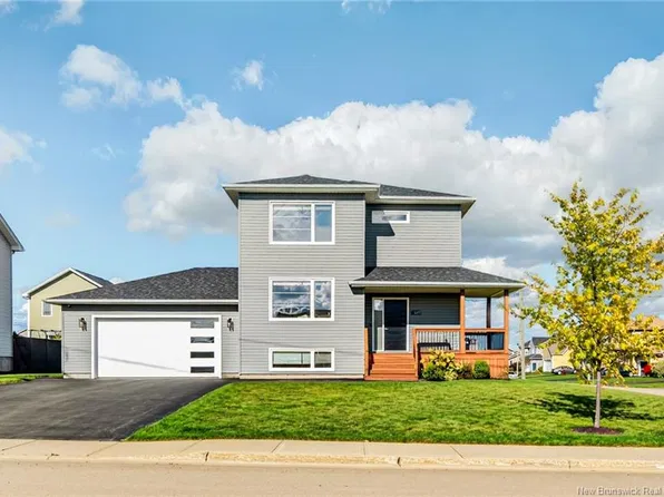 149 Oakfield Dr, Riverview, NB E1B 0S7