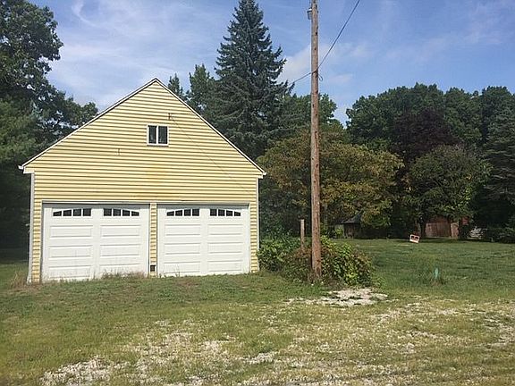 2nd image of 7346 Hill Ave