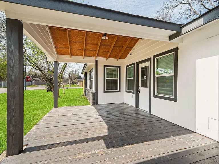 2222 Peppermill Rd — Photo 4