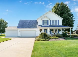 53085 Ridgeview Cir, Paw Paw, MI 49079