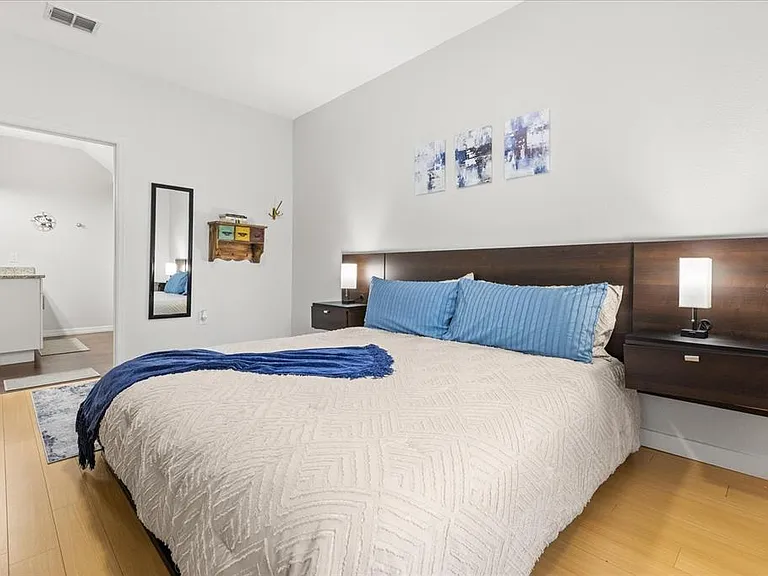 5356 Diplomat Ct #107 — Photo 25
