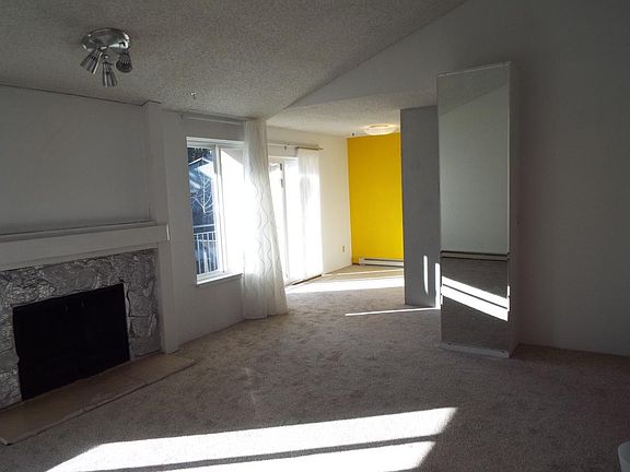 3rd image of 12933 127th Dr NE APT F302