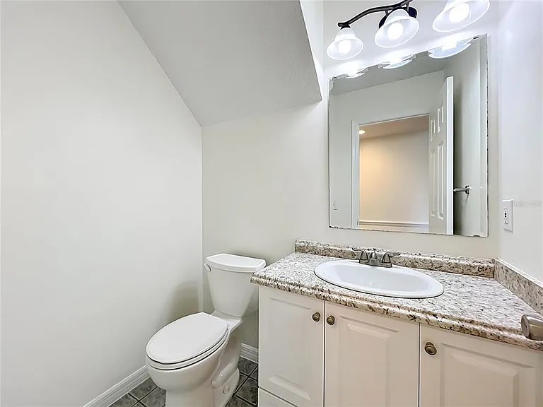 650 Whittingham Pl — Photo 30