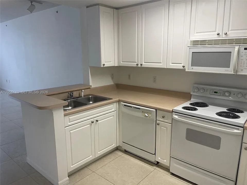255 Evernia St #616