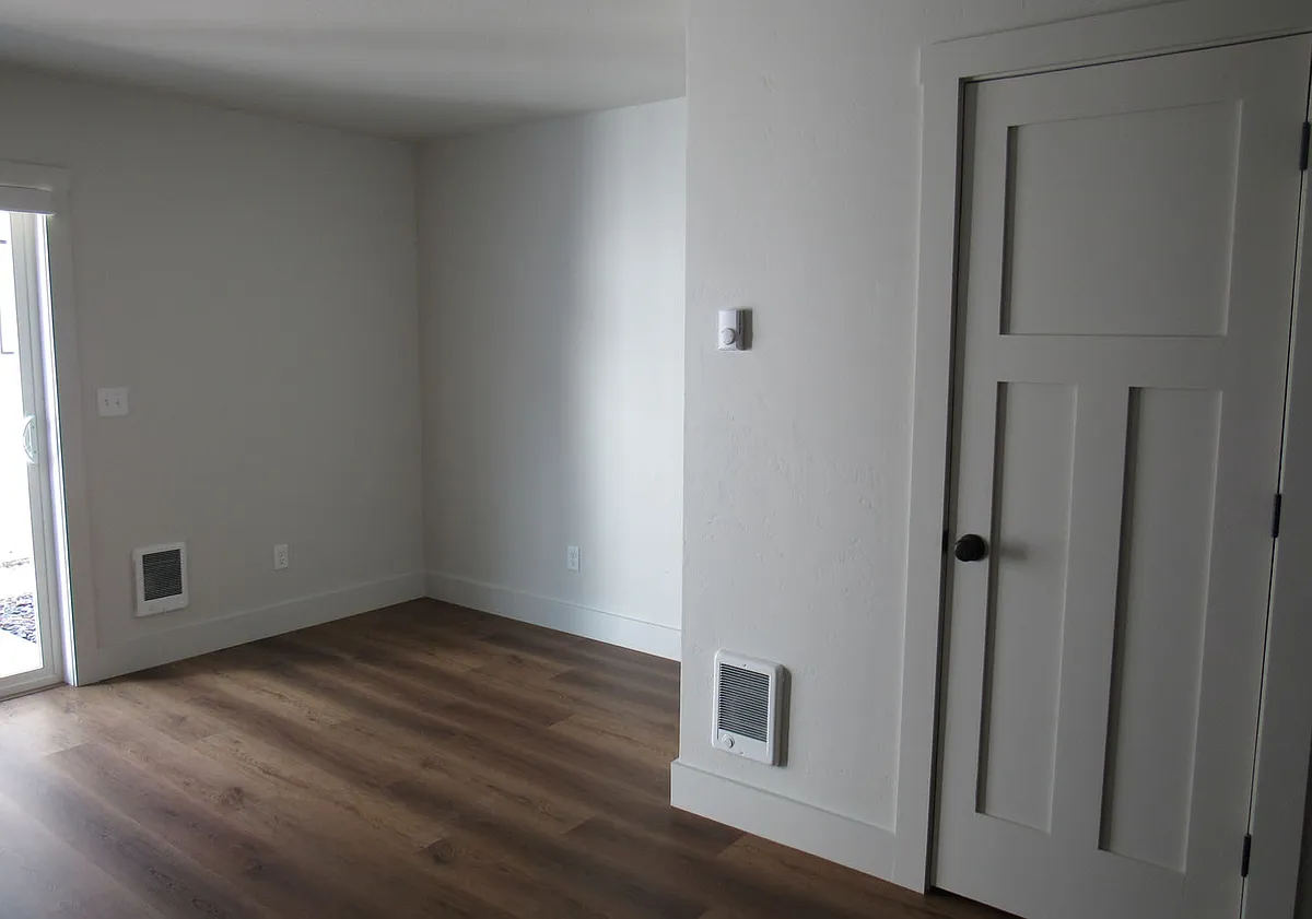 Building Photo - 25 Appleway Dr #5