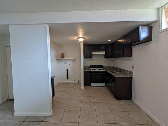 Kitchen & Laundry