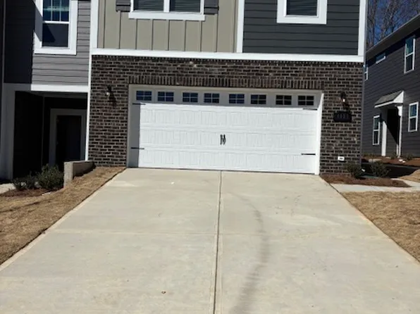 4021 Lawnview Dr, Charlotte, NC 28269