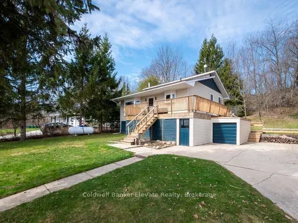 150 Macintosh Dr, Georgian Bluffs, ON N0H 1S0