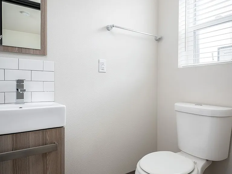 Enclave 54 — Photo 13