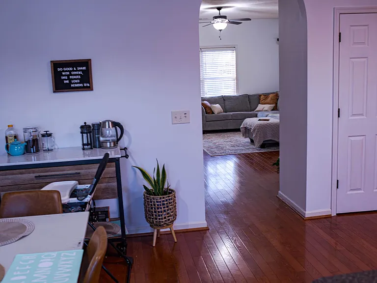 1127 Wellington Dr — Photo 11