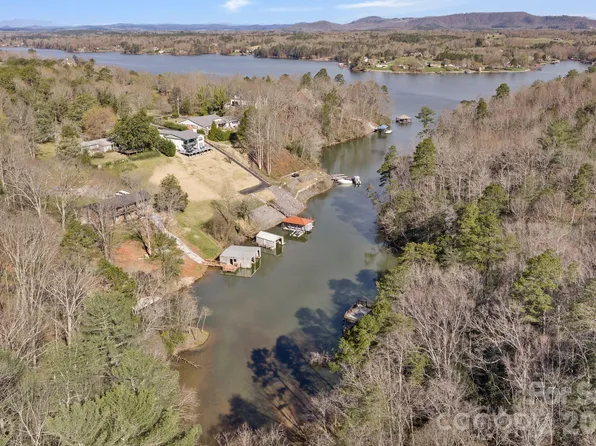 6234 Ruffin Ln, Conover, NC 28613