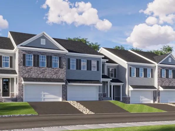 34 Eastwood Ter, East Hanover, NJ 07936