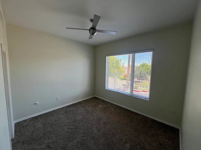 17 W Vernon Ave #21 — Photo 1