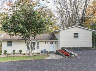 7857 S Nineveh Rd, Nineveh, IN 46164