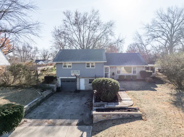 619 E Buchanan St, Plainfield, IN 46168