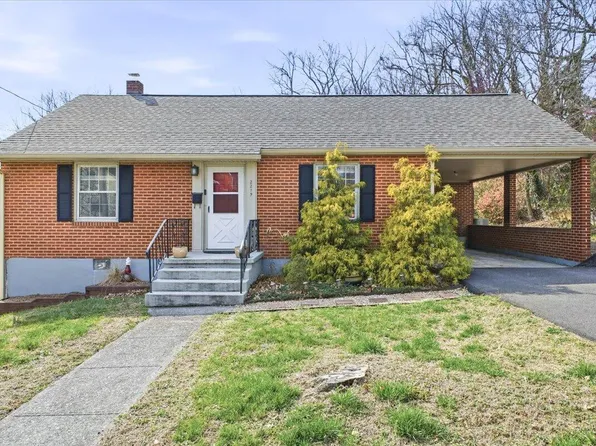 2219 Langdon Rd SW, Roanoke, VA 24015