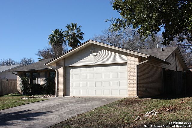 2nd image of 3915 Briarvista St