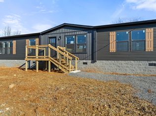 8000 Snapps Ferry Rd, Chuckey, TN 37641