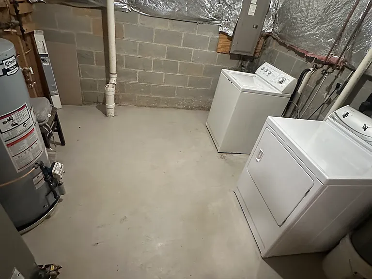 935 Joshua Tree Ct — Photo 21