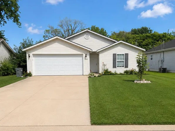 1414 N B St, Rogers, AR 72756