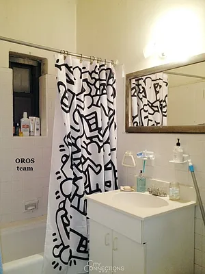 Rented by City Connections Realty | media 14