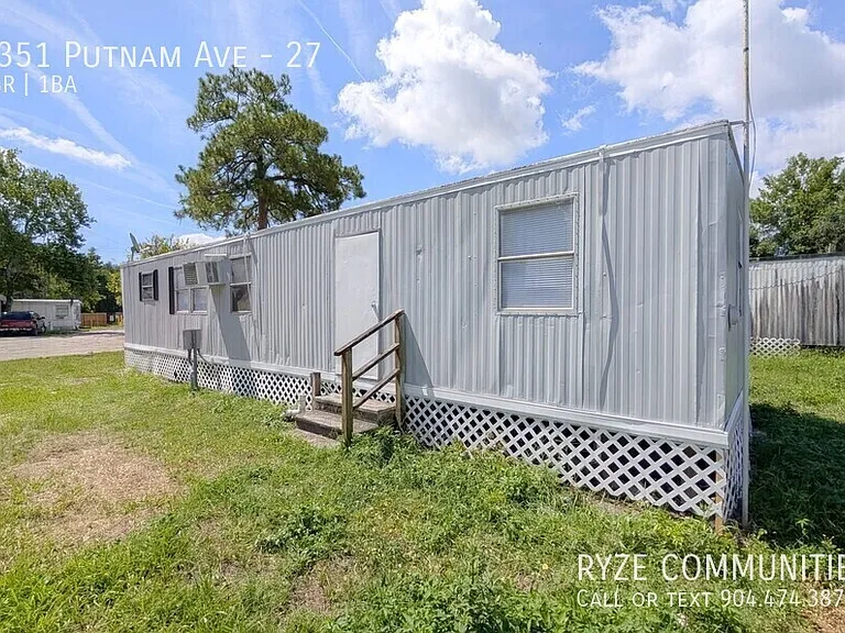 4351 Putnam Ave #27 — Photo 2